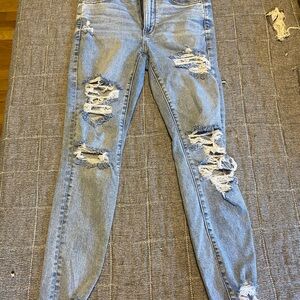 American Eagle Outfitters Light Blue Distressed Skinny Jeans
